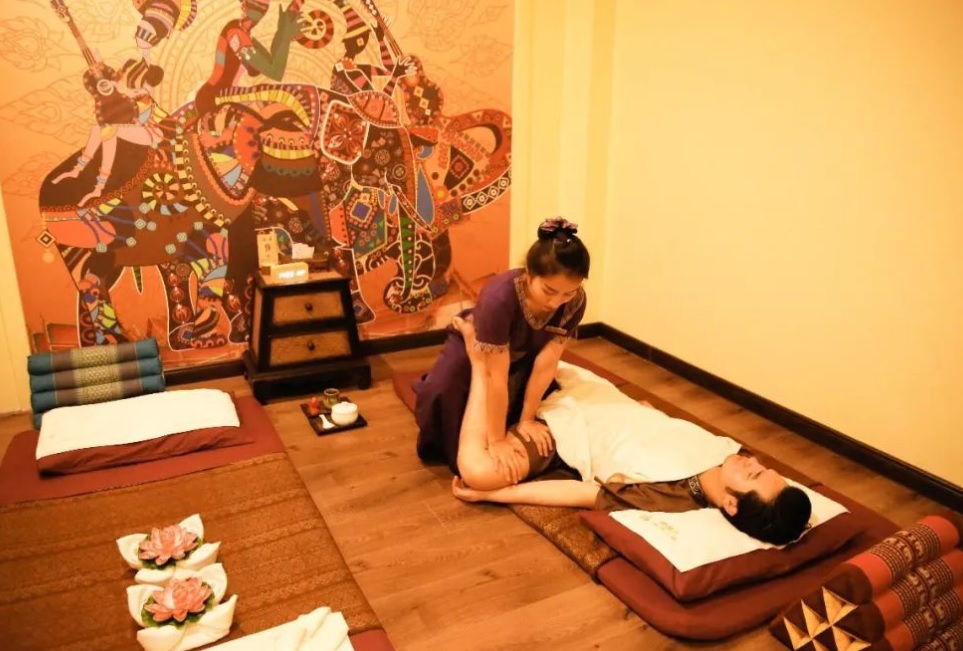 昆明桑拿房推荐：哪家店铺更胜一筹？